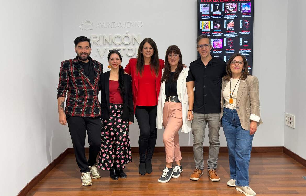 Rincón de la Victoria presenta el proyecto cultural `De La Escuela al Teatro´ para llevar la formación artística a los espacios escénicos del municipio
