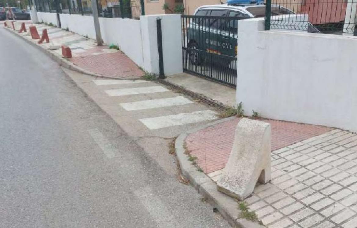 El Ayuntamiento de Rincón de la Victoria acometerá obras de mejoras en accesibilidad en la Avenida de la Torre, Axarquía y calles adyacentes