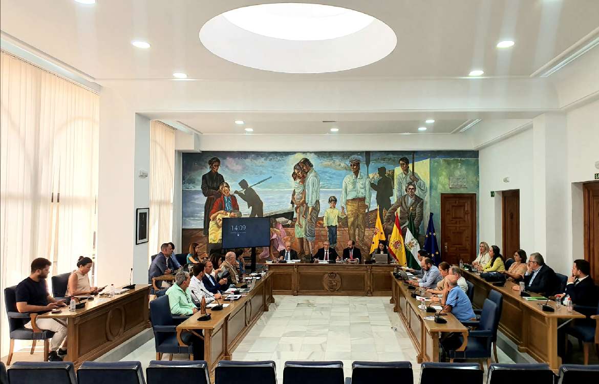 El Ayuntamiento de Rincón de la Victoria impulsa la candidatura del arte rupestre paleolítico para ser Patrimonio Mundial de la UNESCO